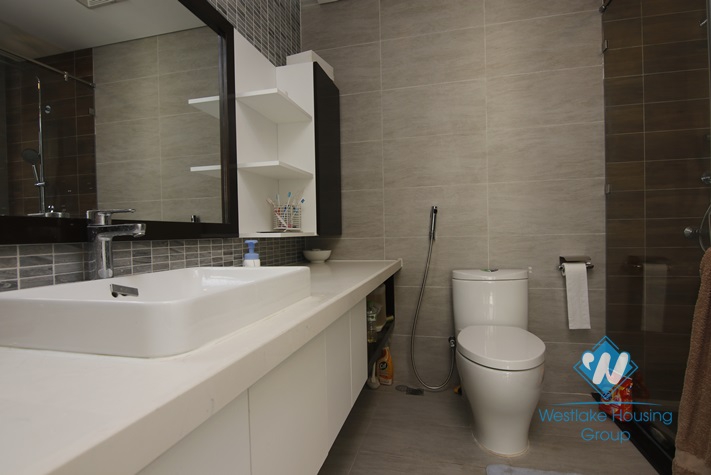 An unique 4 bedrooms apartment on high floor for rent in Vinhomes Gardenia.
