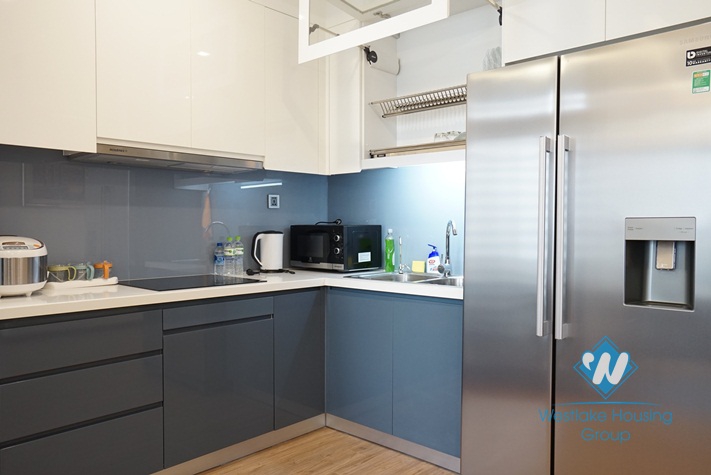 Beautiful 2 bedroom apartment for rent in Vinhome Metropolis