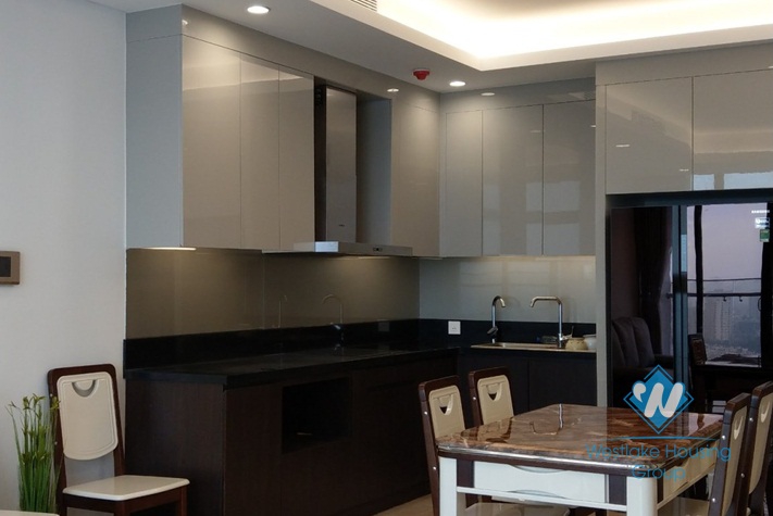 A gorgeous 2 bedroom apartment for rent in Sun Grand City