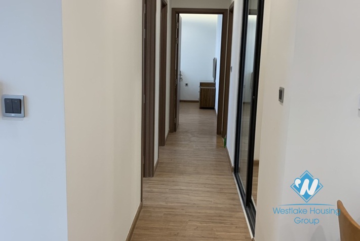 A high-rise apartment with 3 bedrooms for rent in Vinhome Metropolis