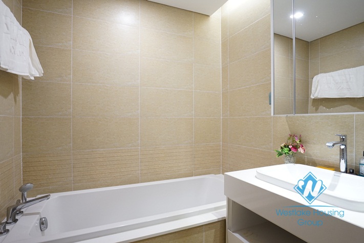 A pretty 3 bedroom apartment for rent in Vinhome Metropolis