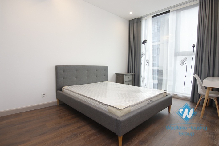 A high-rise apartment for rent in Sun Grand City, Thuy Khue