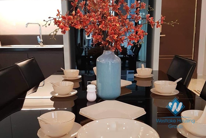 A nice and new 2 bedroom apartment for rent in Thuy Khue
