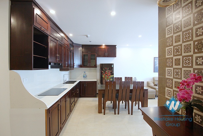Superb 3 bedroom apartment in D' Le Roi Soleil for rent