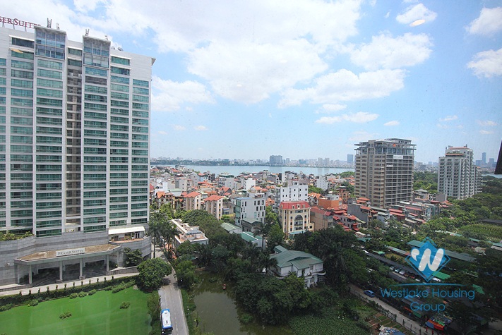 Superb 3 bedroom apartment in D' Le Roi Soleil for rent