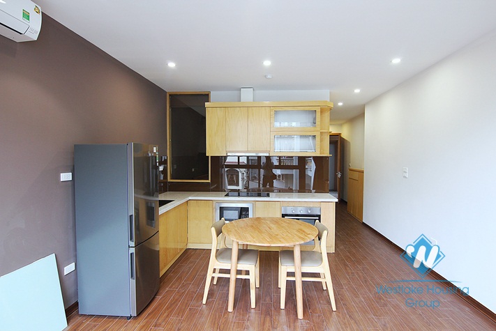 A good-priced apartment for rent in Tay Ho District