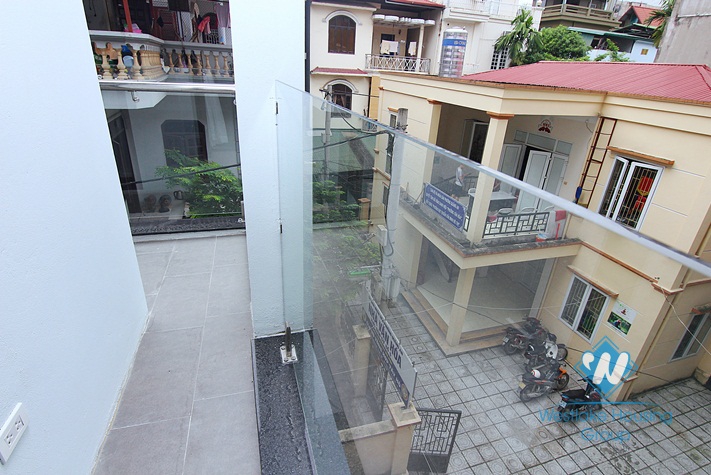 A good-priced apartment for rent in Tay Ho District