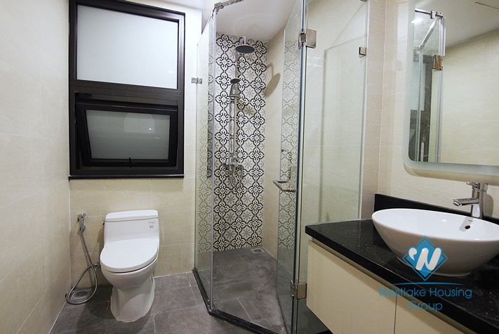 A good-priced apartment for rent in Tay Ho District