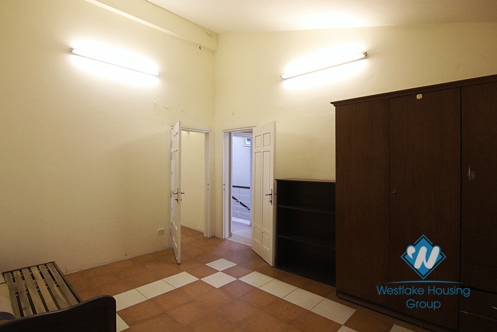 A newly-renovated house for rent in Long Bien district