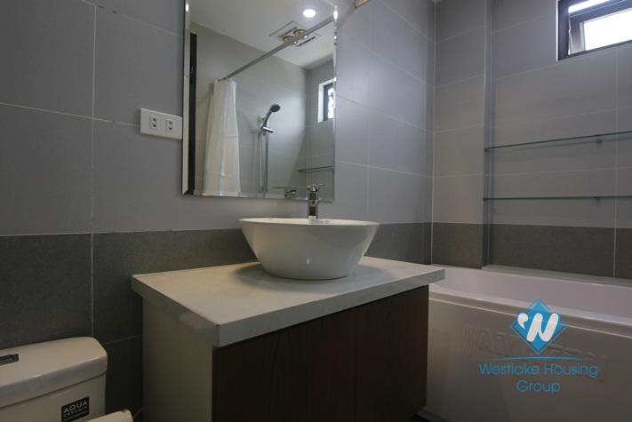 Beautiful and bright 1 bedroom apartment for rent on Linh Lang street