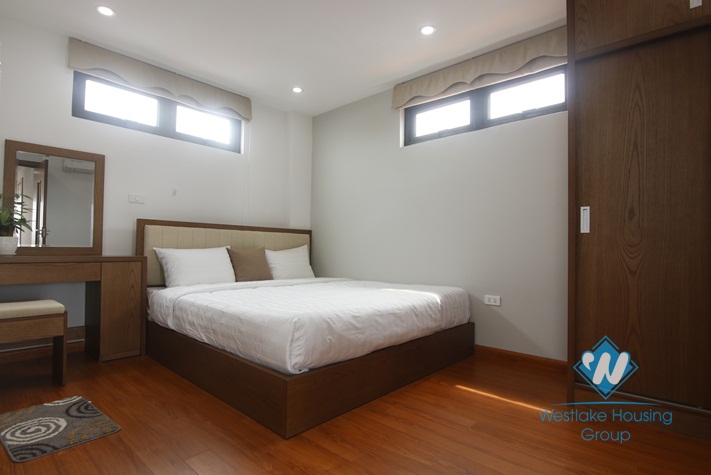 Beautiful and bright 1 bedroom apartment for rent on Linh Lang street