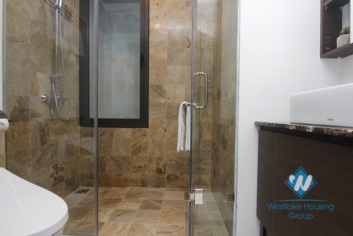 A gorgeous 2 bedroom apartment for rent in Ba Dinh District