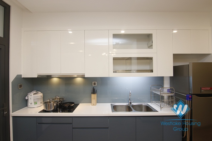 A modern 1 bedroom apartment for rent in Vinhome Metropolis