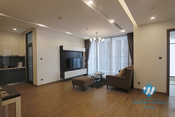 A good quality 3 bedroom apartment for rent in Vinhome Metropolis
