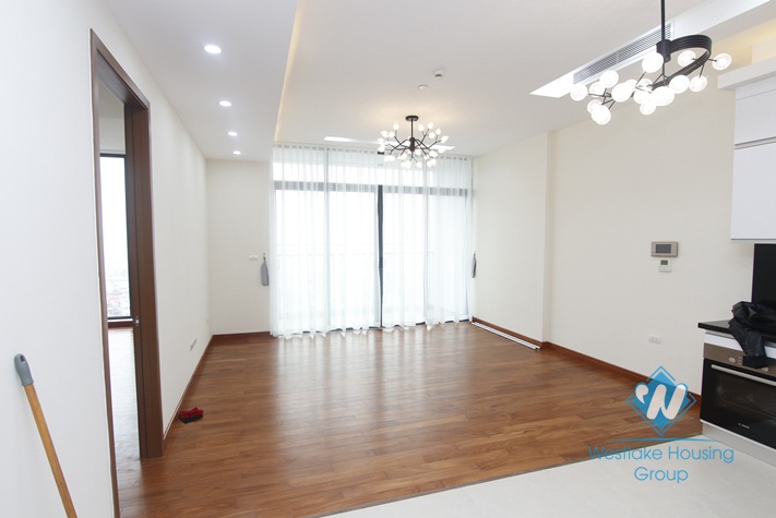 A good-priced and unfurnished apartment for rent in Sun Grand City