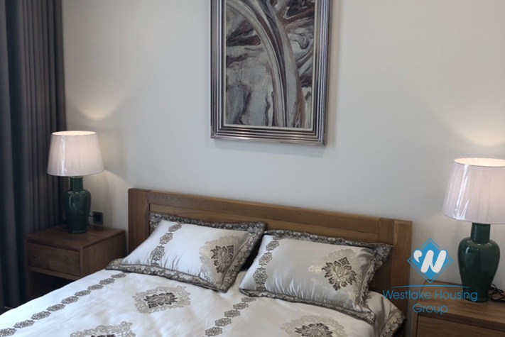 A luxurious 2 bedroom apartment for rent in Vinhome Metropolis