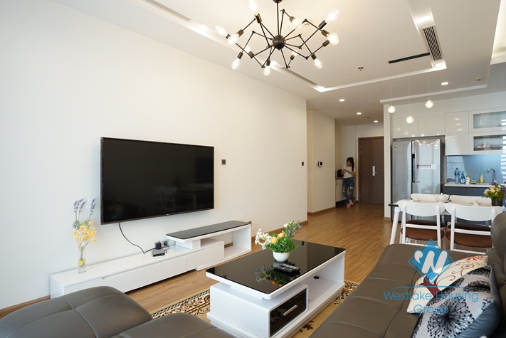 A pretty 3 bedroom apartment for rent in Vinhome Metropolis