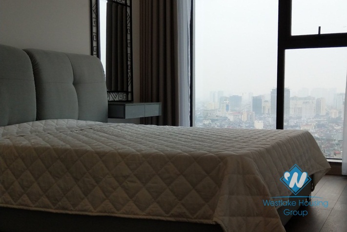 A gorgeous 2 bedroom apartment for rent in Sun Grand City