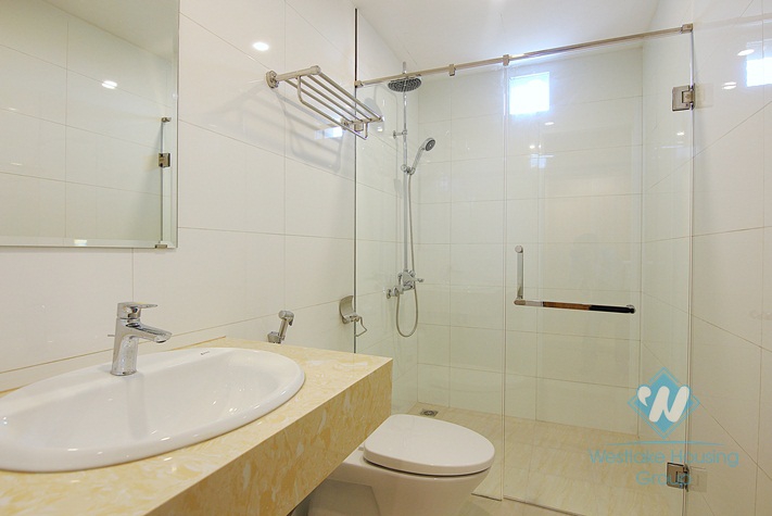 Bright and clean 1 bedroom apartment for rent in Dang Thai Mai Street, Tay Ho District