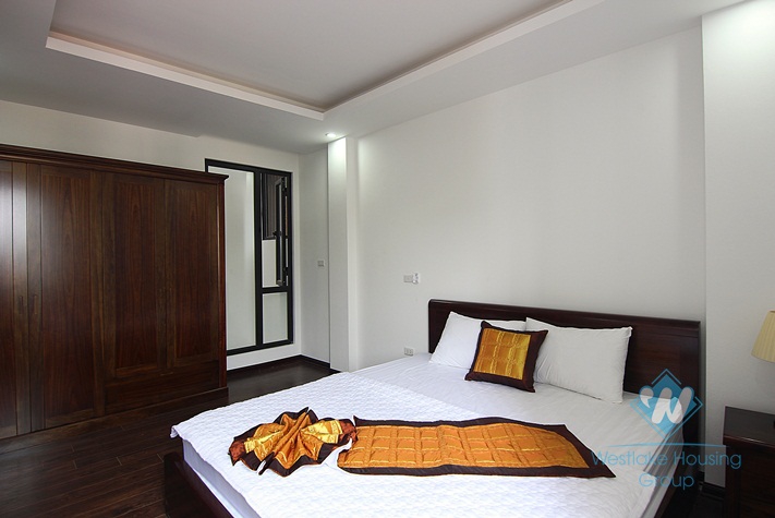 Stunning apartment with beautiful lighting for rent in Xuan Dieu, Tay Ho District