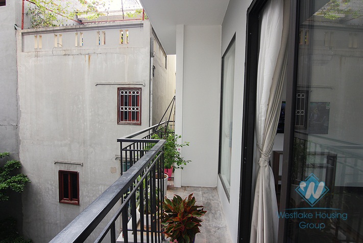 Stunning apartment with beautiful lighting for rent in Xuan Dieu, Tay Ho District