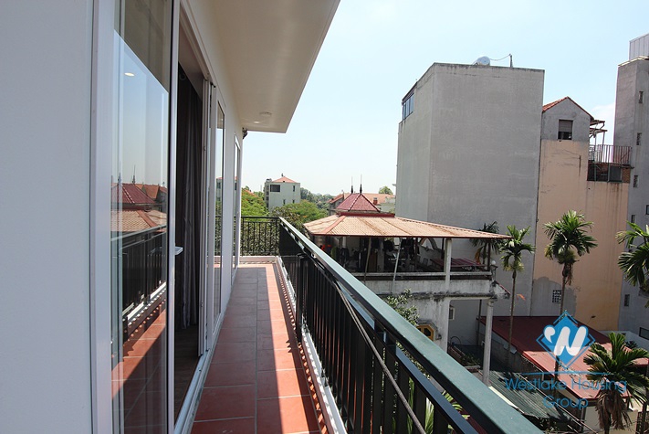 New one bedroom with balcony for rent in Dang Thai Mai st, Tay Ho District 