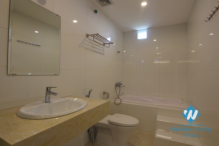 New one bedroom with balcony for rent in Dang Thai Mai st, Tay Ho District 
