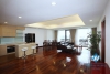 Big 04 bedrooms apartment for rent in Xuan Dieu st, Tay Ho District 
