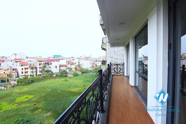 Big 04 bedrooms apartment for rent in Xuan Dieu st, Tay Ho District 