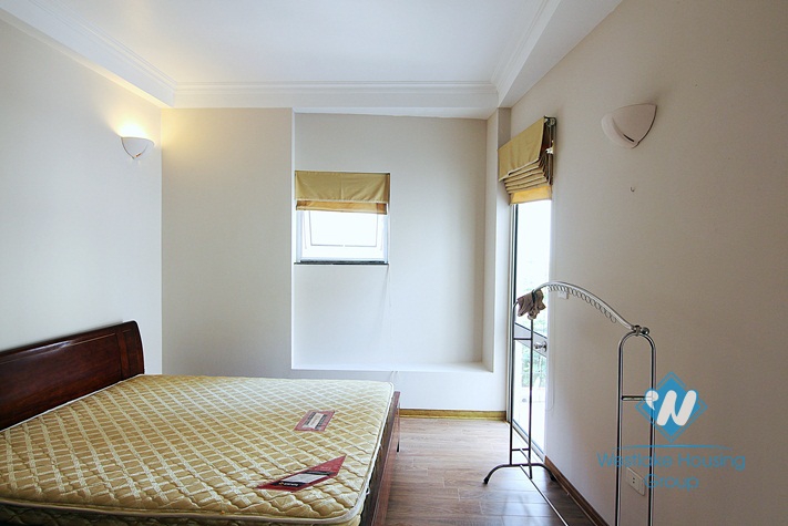 A cheap 2 bedroom apartment for rent in Tay ho, Ha noi