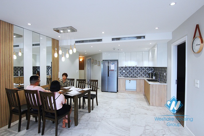 A brand new and luxury 3 bedroom apartment for rent in D'. LE ROI SOLEIL Xuan Dieu