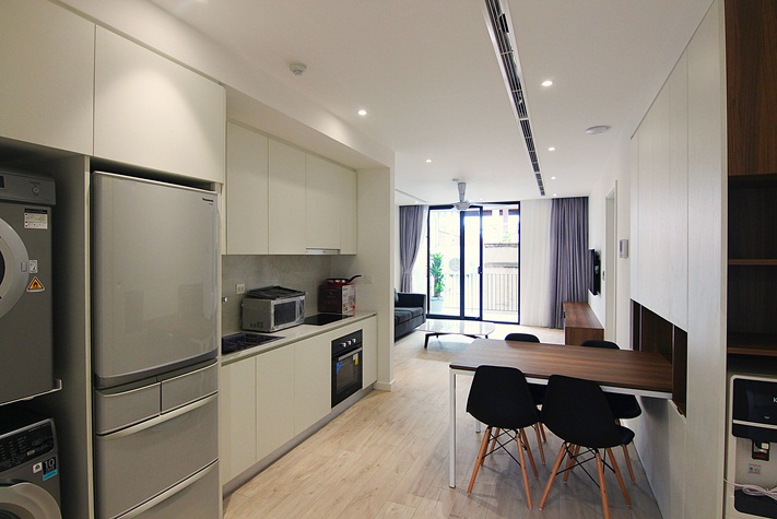 A brand new and modern 2 bedroom apartment for rent in To ngoc van, Tay ho