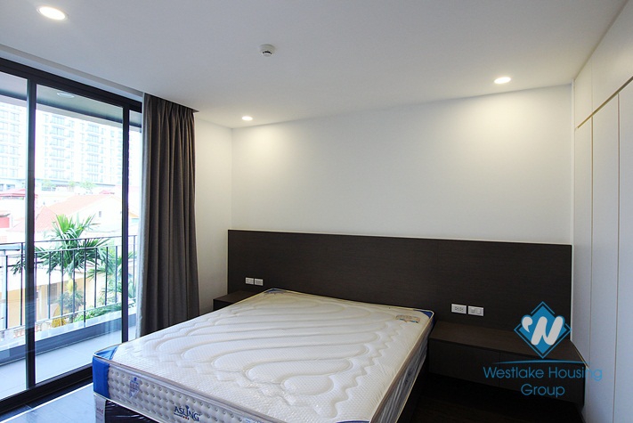 A brand new 1 bedroom apartment with lot of natural light for rent in To ngoc van