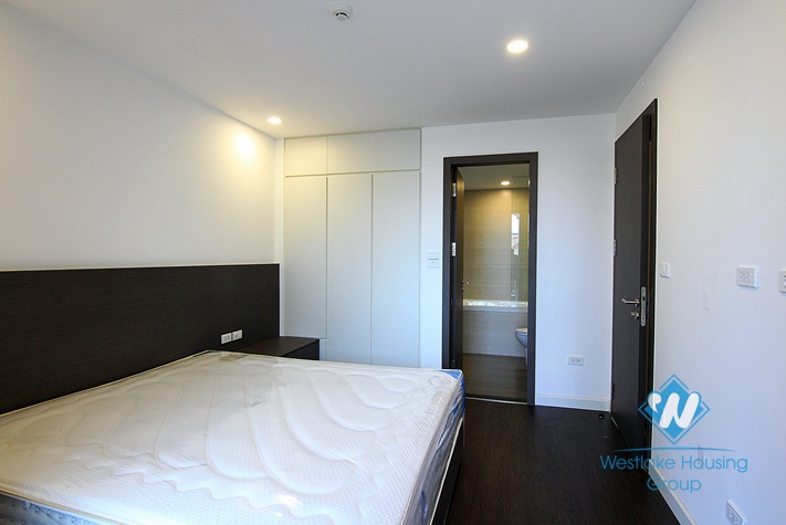 A brand new 1 bedroom apartment with lot of natural light for rent in To ngoc van