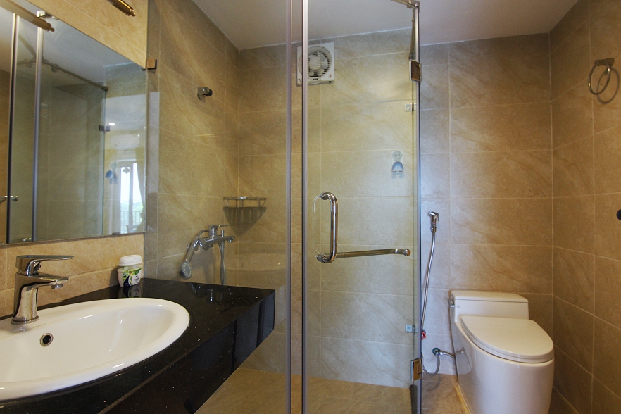 A bright and spacious 1 bedroom apartment for rent in Au co, Tay Ho