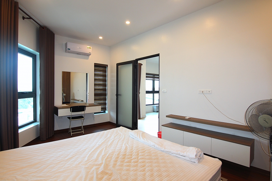 A bright and spacious 1 bedroom apartment for rent in Au co, Tay Ho