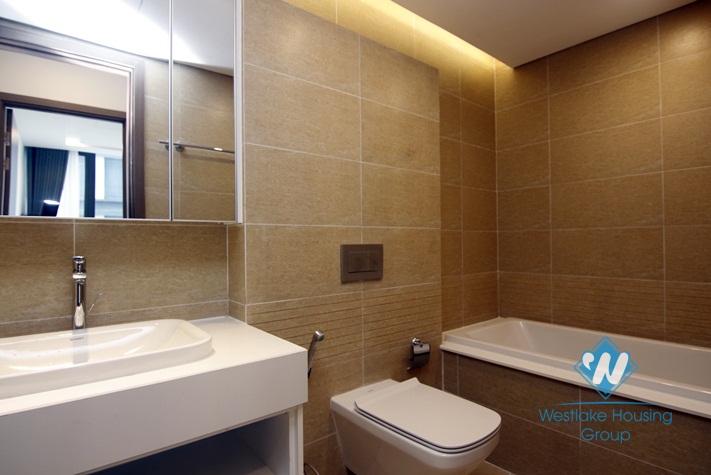 A brand new 1 bedroom apartment for rent in Metropolis Lieu giai, Ha noi