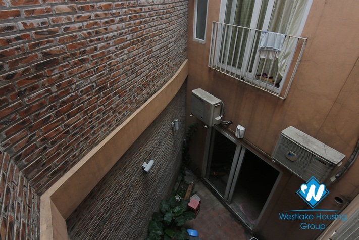 A cheap house with 3 bedroom for rent in Doi Can, Ba Dinh