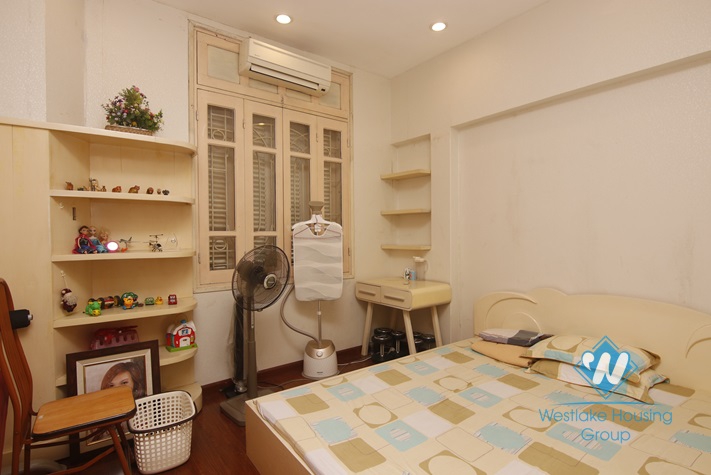 Nice house with 3 bedrooms for rent in Ho Ba Mau area, Dong Da District 