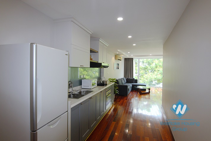 Lake view 2 bedrooms apartment for rent in Yen Phu village