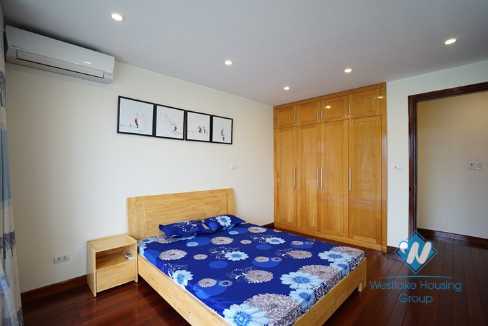 A spacious 3 bedroom apartment for rent in Ba Dinh District