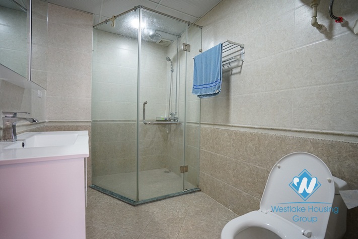 A spacious 3 bedroom apartment for rent in Ba Dinh District