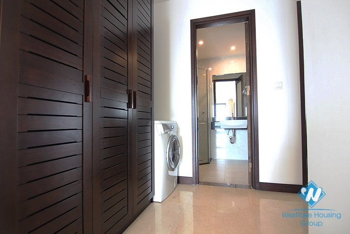 Luxury apartment in Elegant Suit Dang Thai Mai st, Tay Ho District 