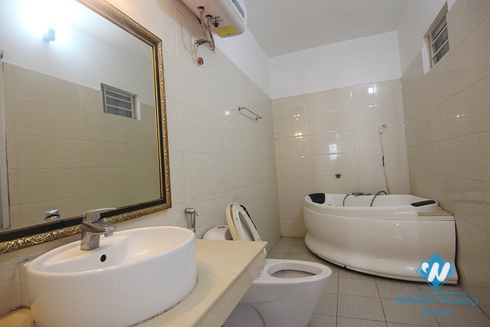 Cheap house with nice design for rent in Au Co st, Tay Ho District 