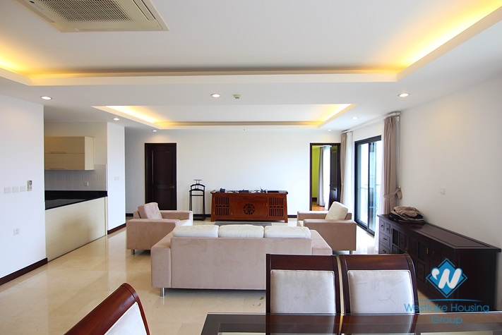 Luxury apartment in Elegant Suit Dang Thai Mai st, Tay Ho District 