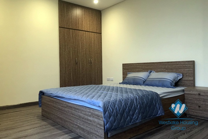 A new 3 bedroom apartment in Hong kong tower, Dong Da