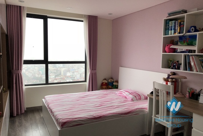 A nice 3 bedroom apartment for rent in Dong Da, Ha Noi