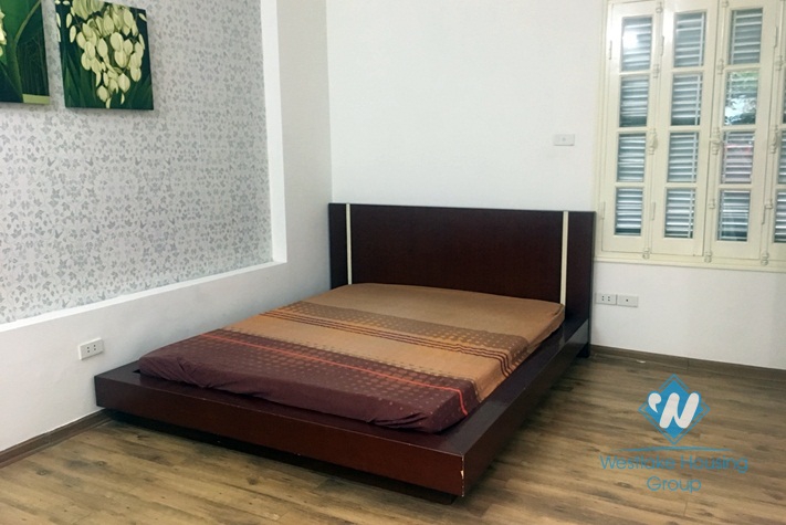 A cheap 4 bedroom house for rent in Doi Can, Ba dinh