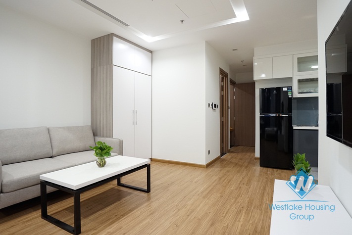 A brand new studio for rent in Vinhomes Metropolis, Ba Dinh