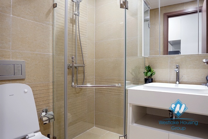 A brand new studio for rent in Vinhomes Metropolis, Ba Dinh